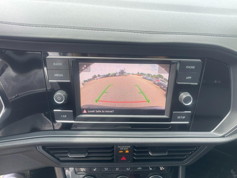 Volkswagen Jetta Vehicle Image 31
