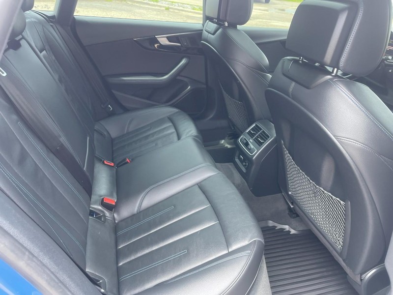 Audi A5 Sportback Vehicle Image 11