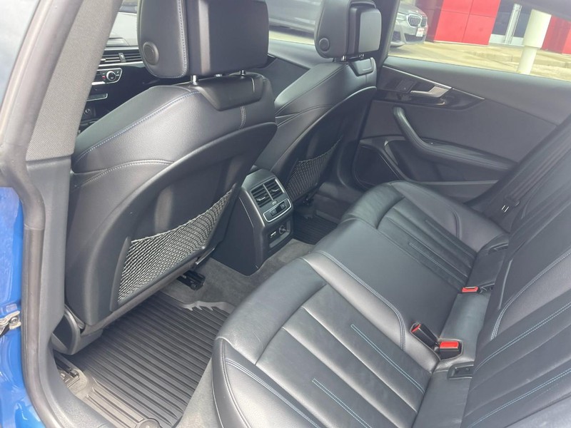 Audi A5 Sportback Vehicle Image 16
