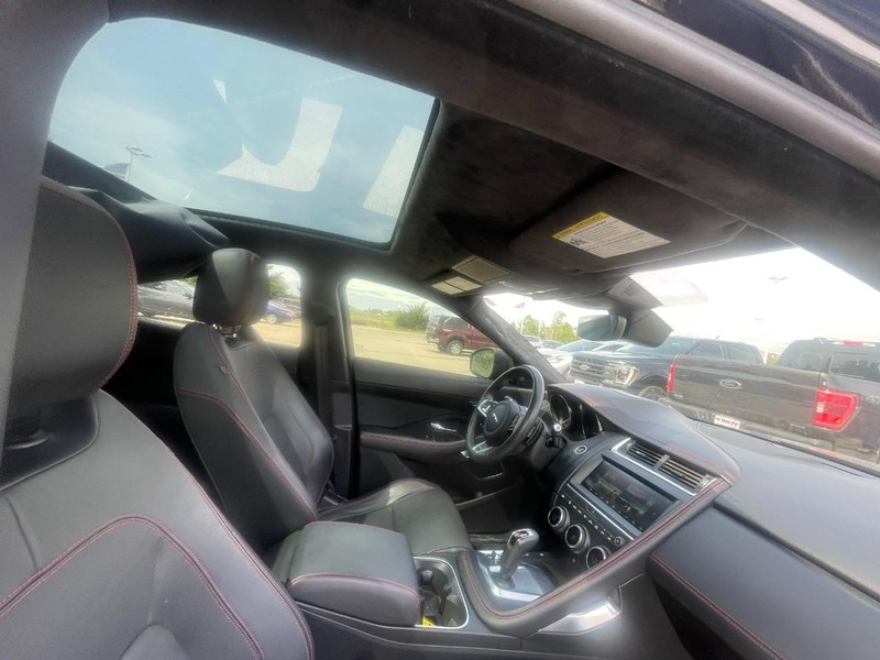 Jaguar E-Pace Vehicle Image 04