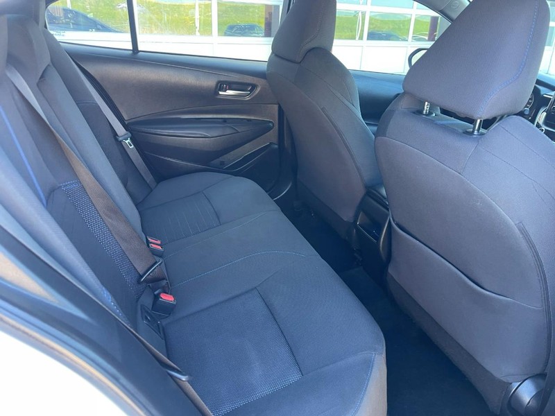 Toyota Corolla Vehicle Image 11