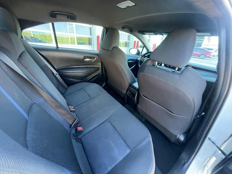 Toyota Corolla Vehicle Image 12