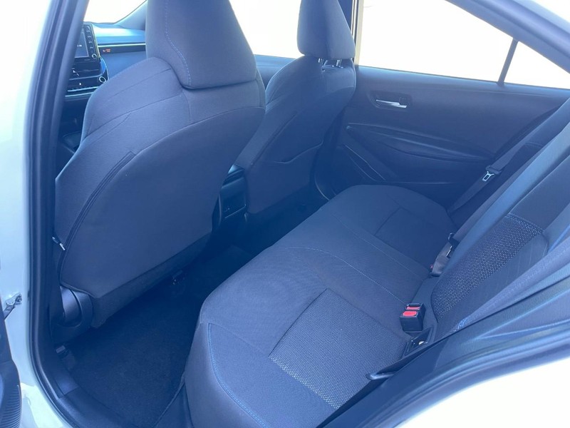Toyota Corolla Vehicle Image 15