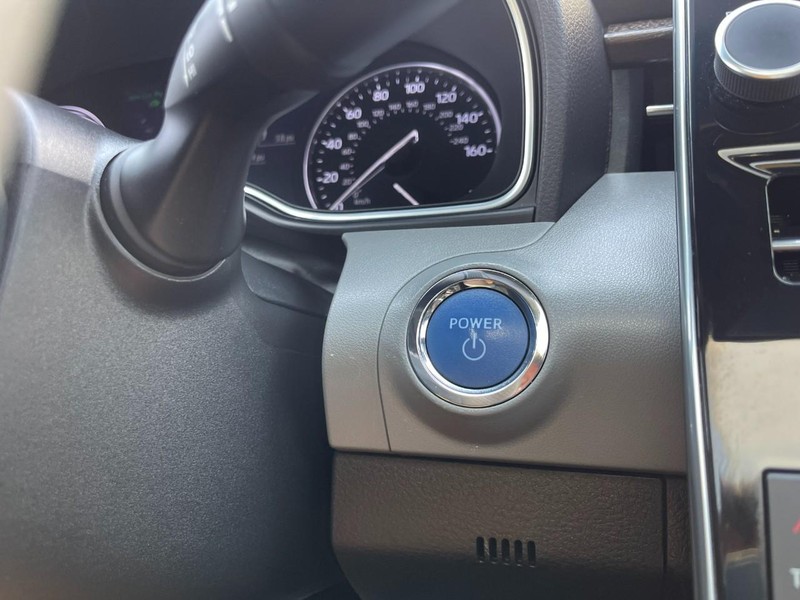 Toyota Avalon Hybrid Vehicle Image 33