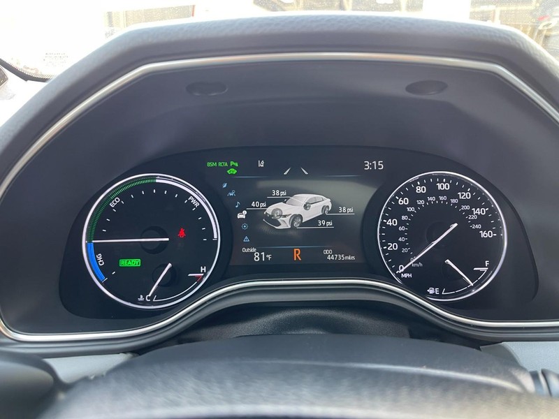 Toyota Avalon Hybrid Vehicle Image 38