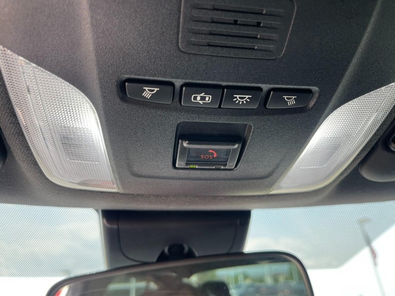 Toyota Corolla Vehicle Image 30