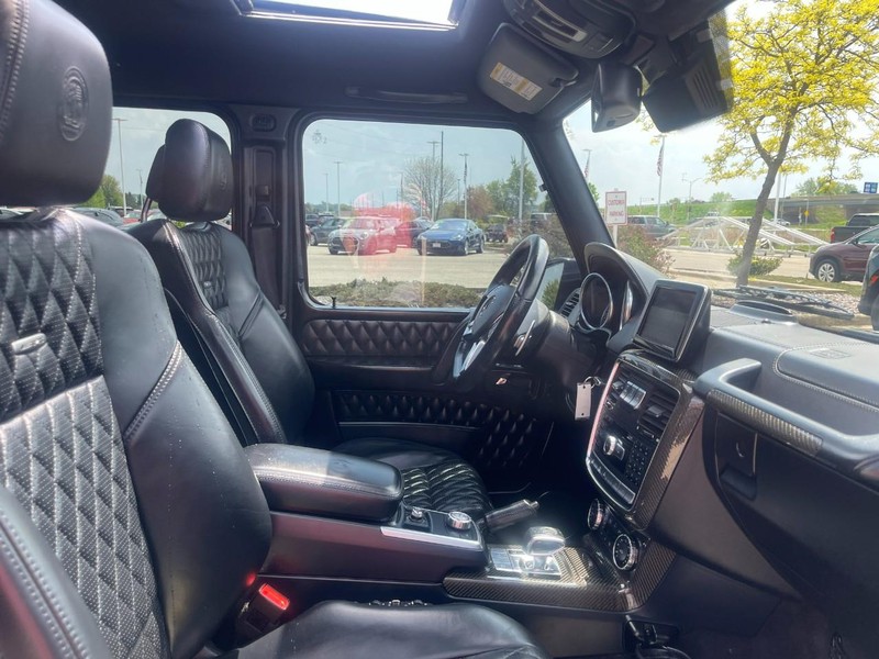 Mercedes-Benz G 65 AMG Vehicle Image 11