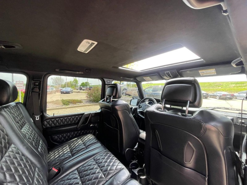 Mercedes-Benz G 65 AMG Vehicle Image 15