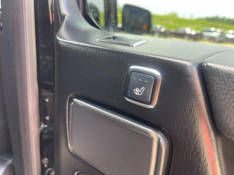 Mercedes-Benz G 65 AMG Vehicle Image 17