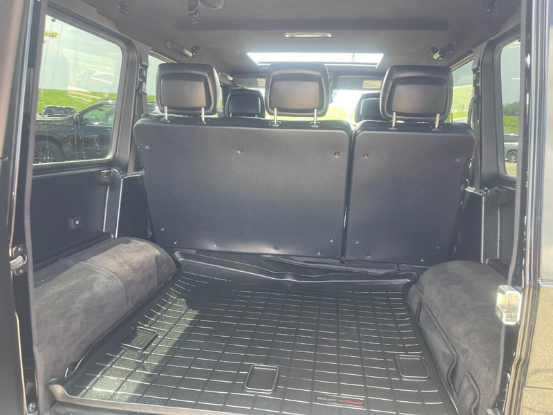 Mercedes-Benz G 65 AMG Vehicle Image 18