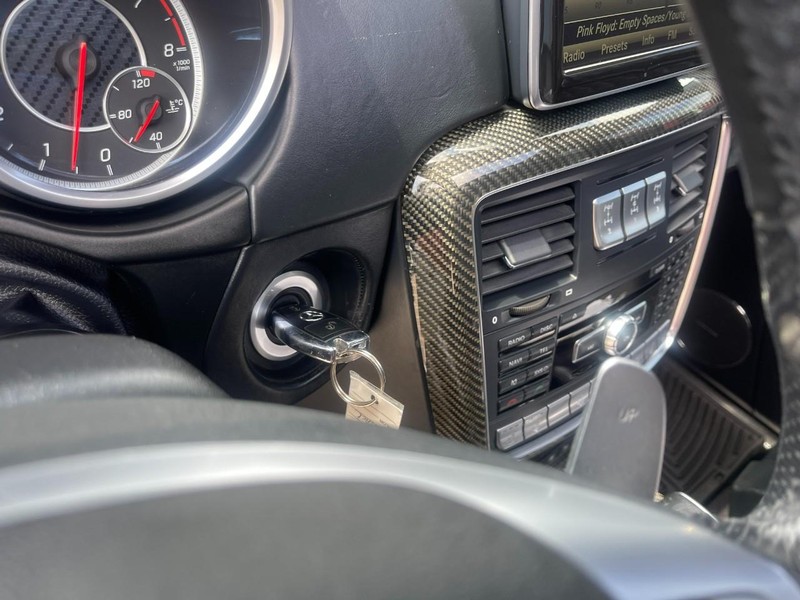 Mercedes-Benz G 65 AMG Vehicle Image 31
