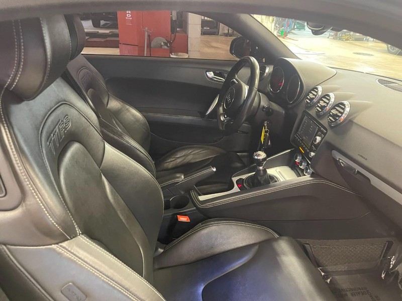 Audi TT RS Vehicle Image 10