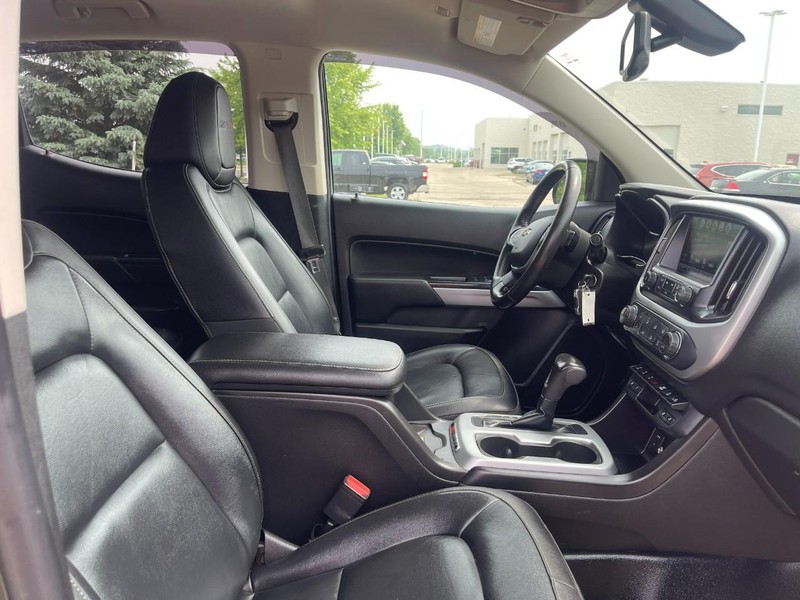 Chevrolet Colorado Vehicle Image 03