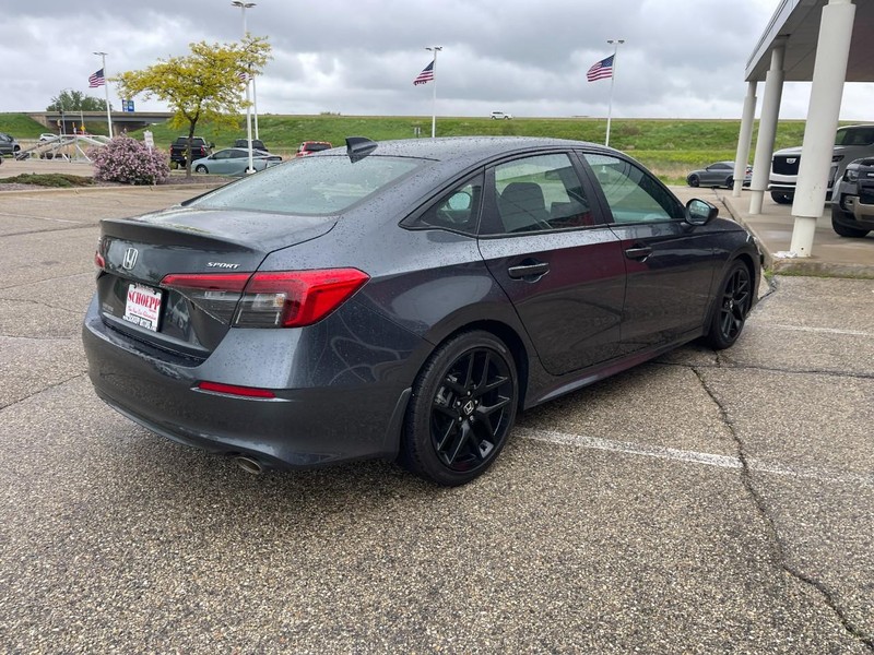 Honda Civic Sedan Vehicle Image 04