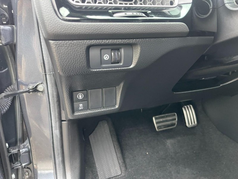Honda Civic Sedan Vehicle Image 20