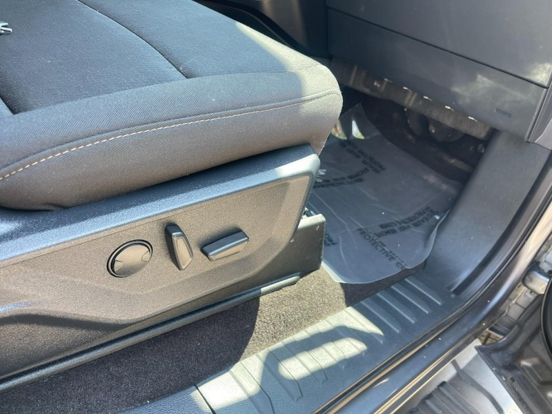 Ford F-150 Vehicle Image 12
