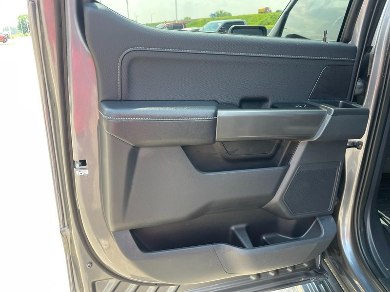 Ford F-150 Vehicle Image 17