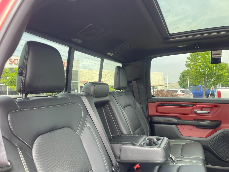 Ram 1500 Vehicle Image 16