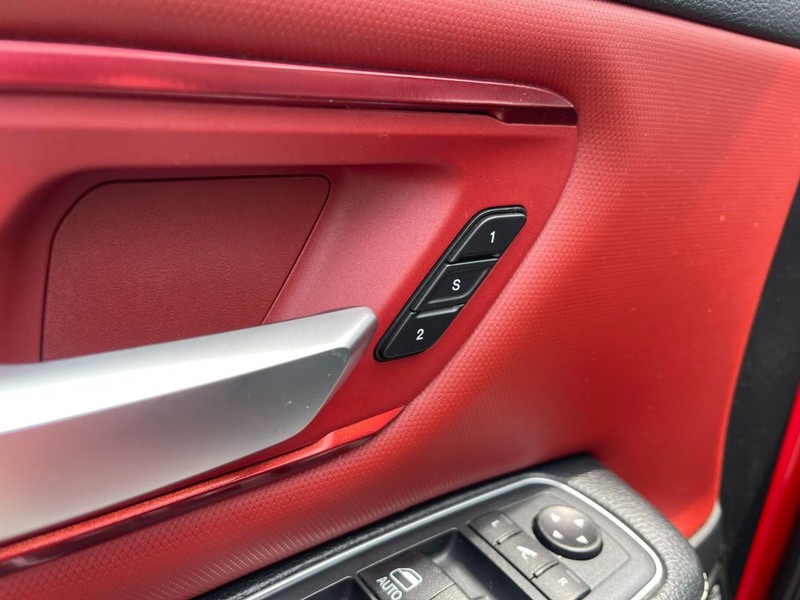 Ram 1500 Vehicle Image 21