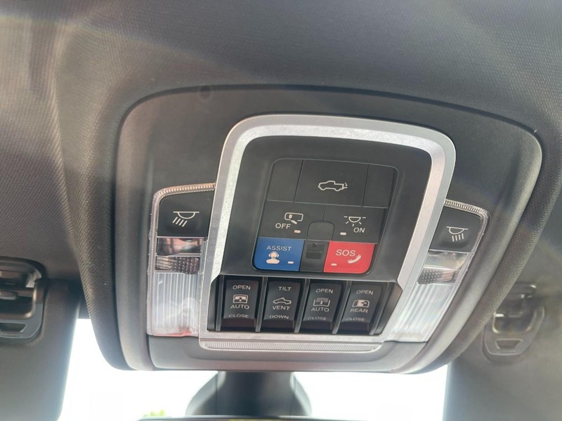Ram 1500 Vehicle Image 36