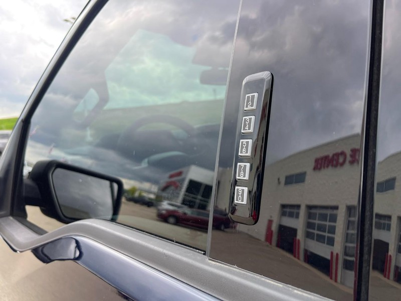 Ford F-150 Vehicle Image 21