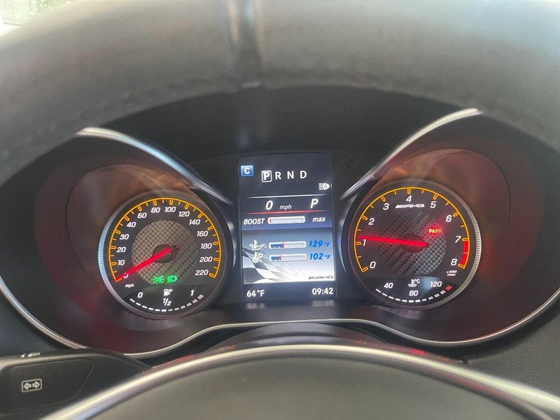 Mercedes-Benz AMG GT Vehicle Image 30