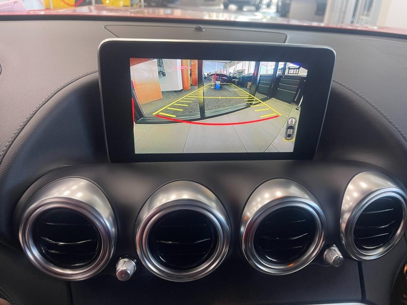 Mercedes-Benz AMG GT Vehicle Image 31