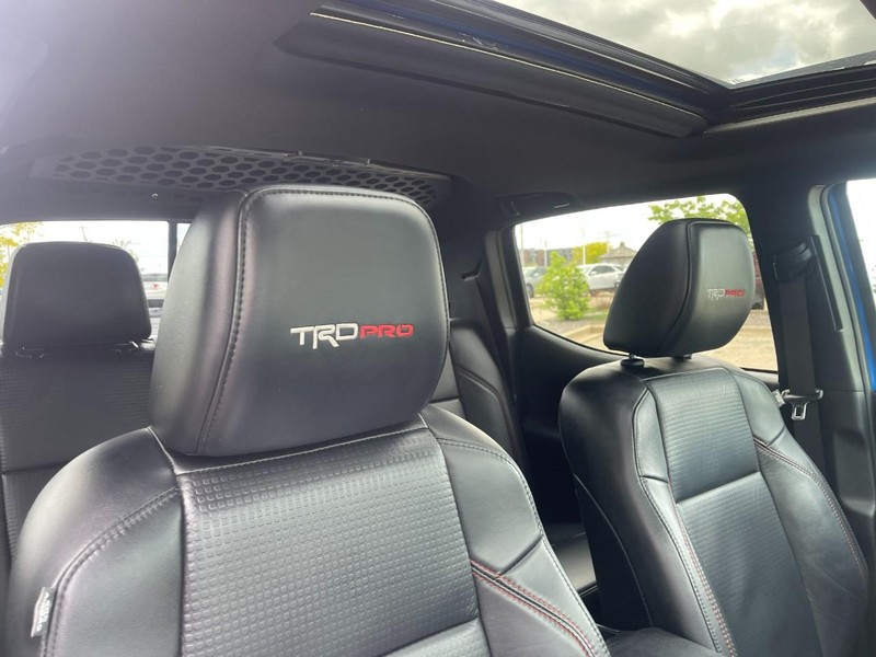 Toyota Tacoma 4WD Vehicle Image 14