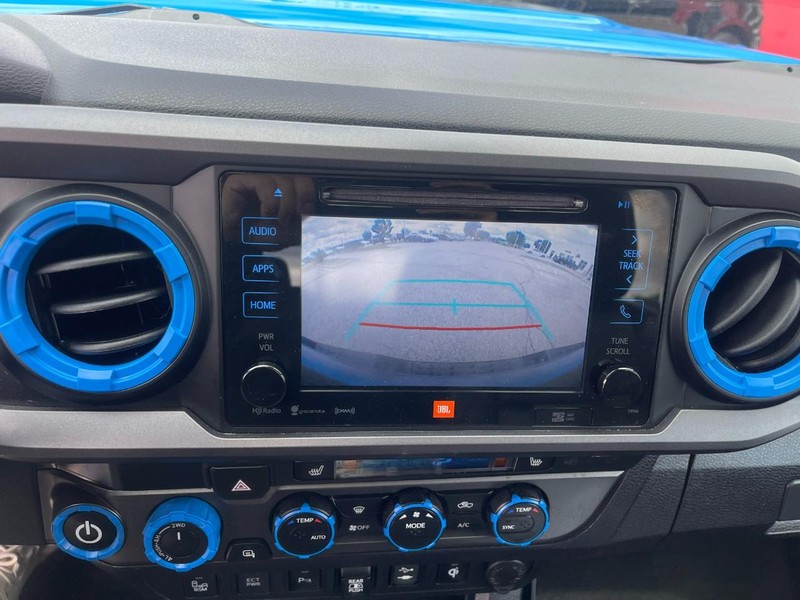 Toyota Tacoma 4WD Vehicle Image 28