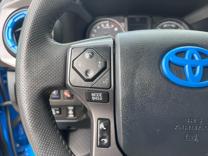 Toyota Tacoma 4WD Vehicle Image 30