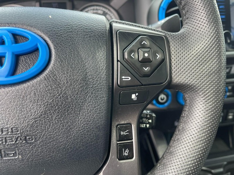 Toyota Tacoma 4WD Vehicle Image 31