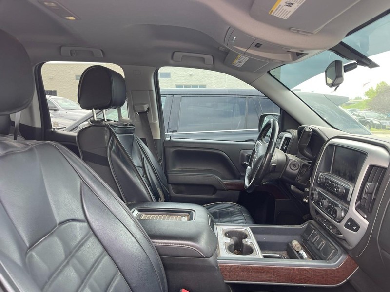 GMC Sierra 1500 Vehicle Image 03