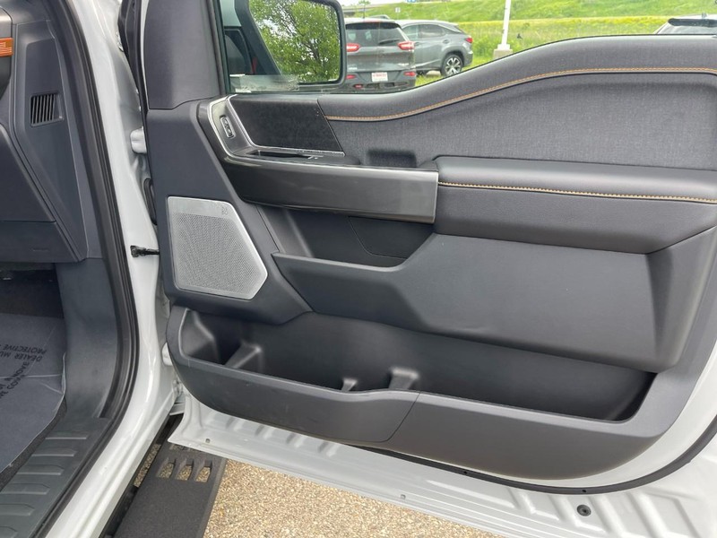 Ford F-150 Vehicle Image 13