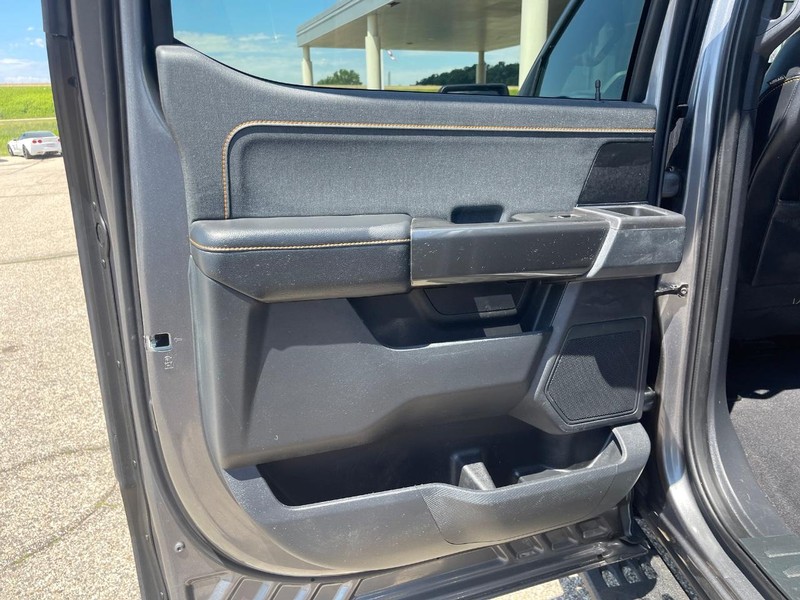 Ford F-150 Vehicle Image 15