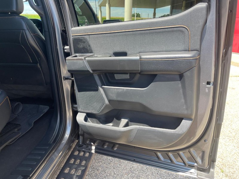 Ford F-150 Vehicle Image 17