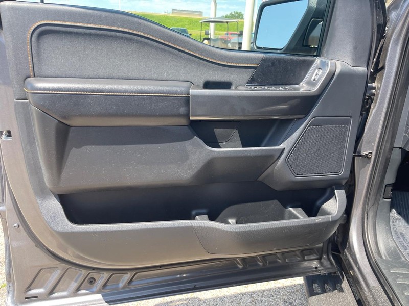 Ford F-150 Vehicle Image 18