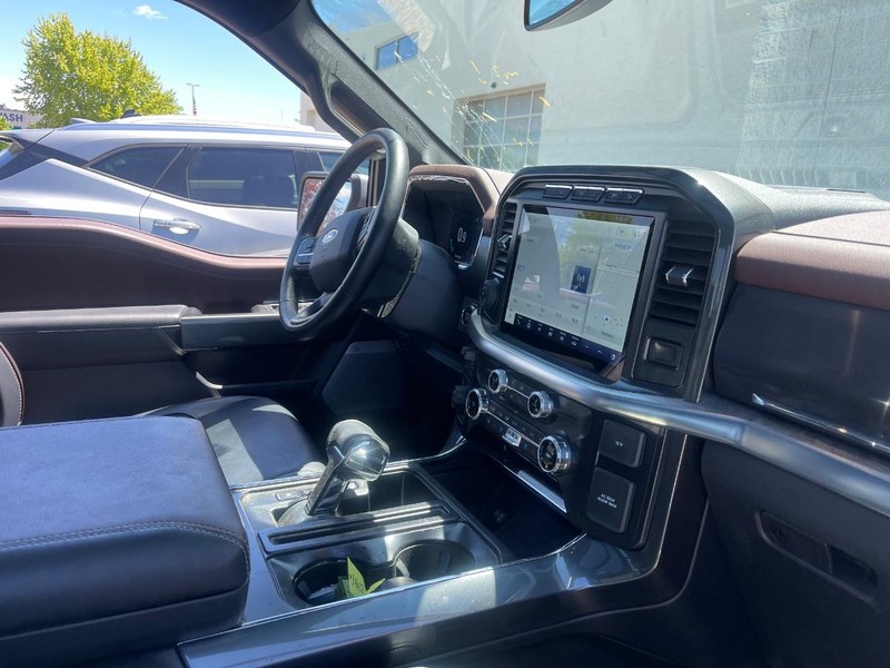 Ford F-150 Vehicle Image 02
