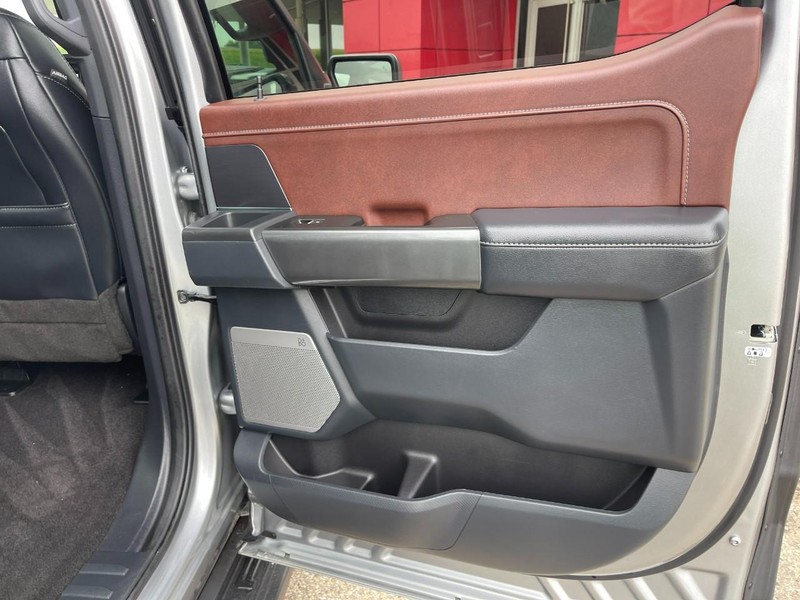 Ford F-150 Vehicle Image 16