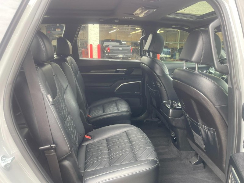 Kia Telluride Vehicle Image 14