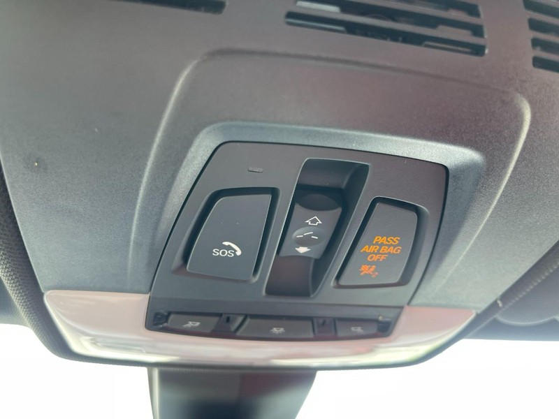 BMW 3 Series Vehicle Image 31