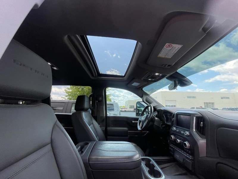 GMC Sierra 2500HD Vehicle Image 03
