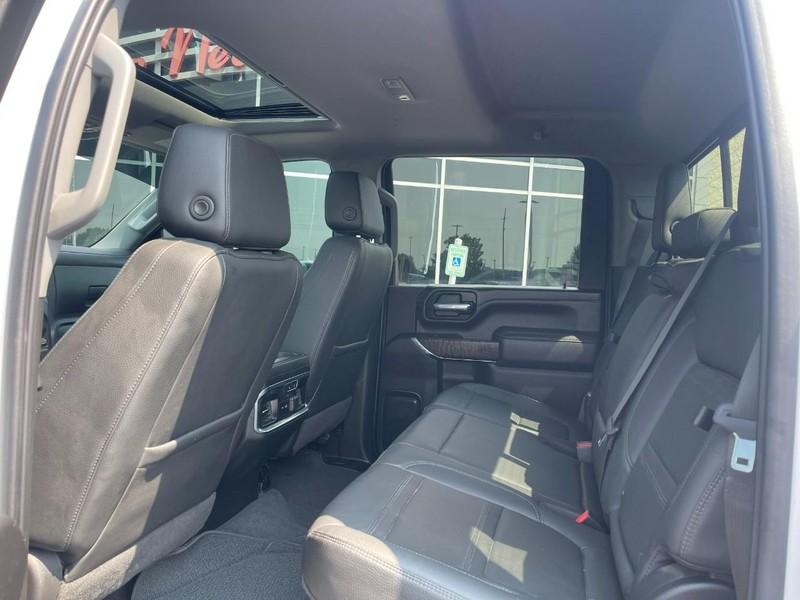 GMC Sierra 2500HD Vehicle Image 22