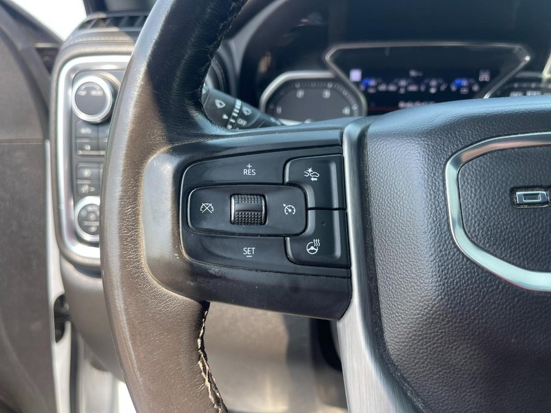 GMC Sierra 2500HD Vehicle Image 31