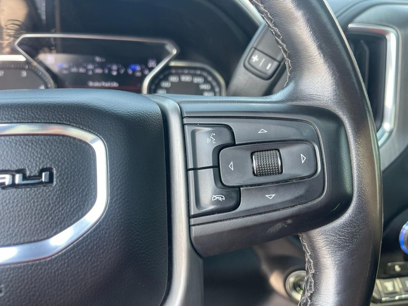 GMC Sierra 2500HD Vehicle Image 32