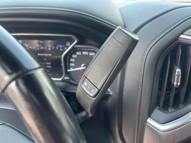 GMC Sierra 2500HD Vehicle Image 34