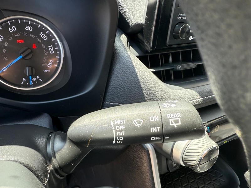 Toyota RAV4 Hybrid Vehicle Image 22