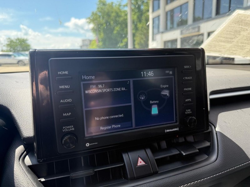 Toyota RAV4 Hybrid Vehicle Image 24