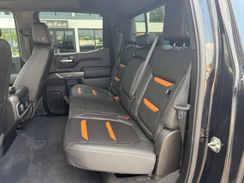 GMC Sierra 1500 Vehicle Image 11