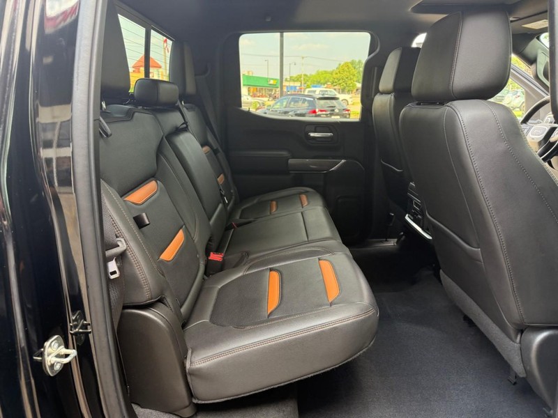GMC Sierra 1500 Vehicle Image 16