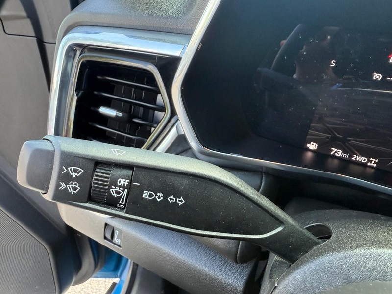 GMC Canyon Vehicle Image 19